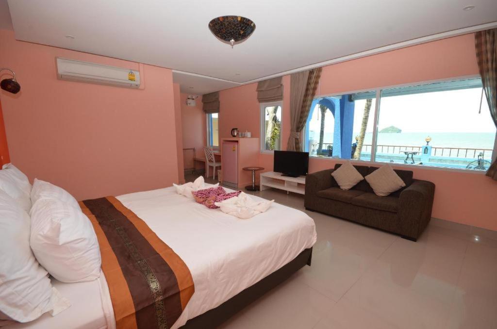 Pearl By The Sea Resort Prachuap Khiri Khan Exteriör bild
